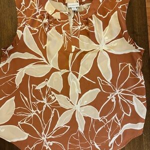 Liz Claiborne Sleeveless Floral Blouse - Tan and White